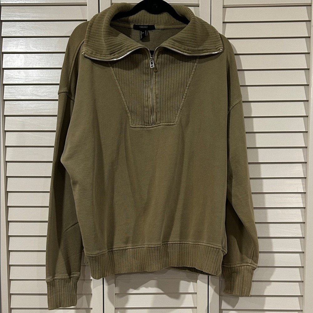 Forever 21 Olive Green Women's Sweater Size M